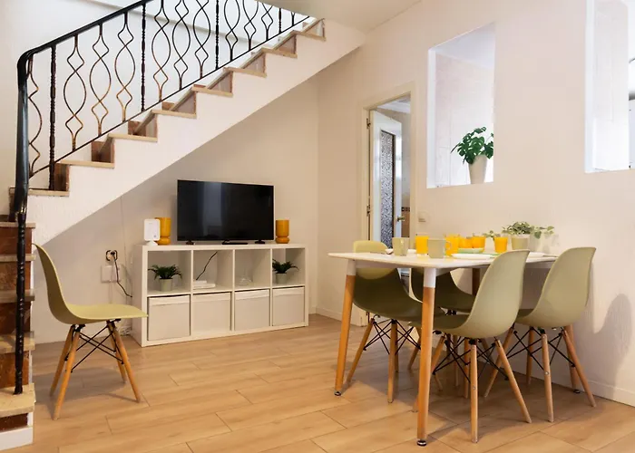 Family House With Roof Terrace