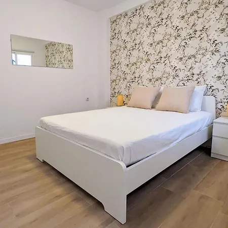 Holiday home Family House With Roof Terrace *